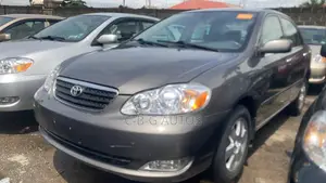 Toyota Corolla LE 2005 Gray