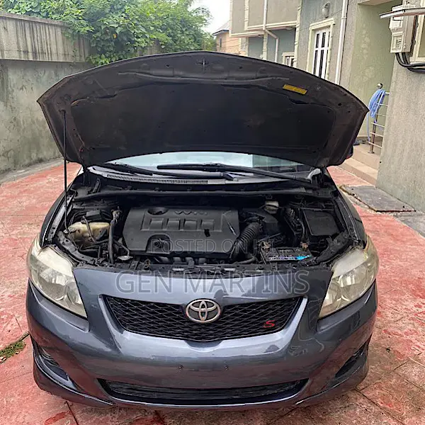 Toyota Corolla 2010