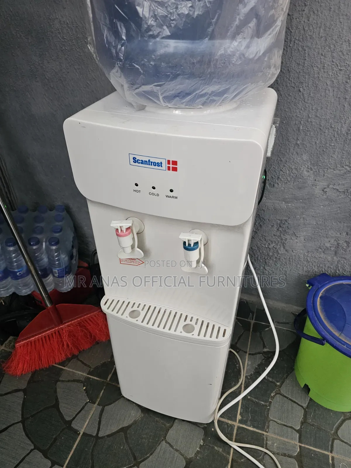 Scanfrost Hot and Cold Water Dispenser