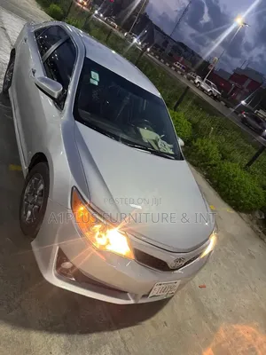 Toyota Camry 2014 Silver