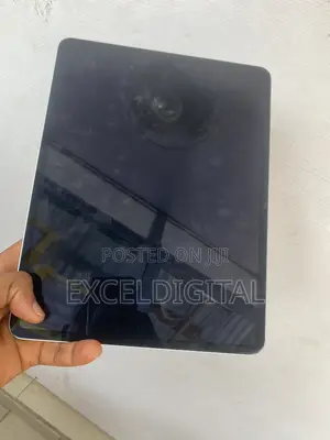 Apple iPad Pro 12.9 (2020) 1 TB Gray