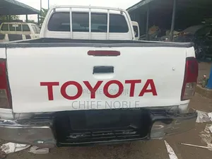Toyota Hilux 2.0 VVT-i 2012 White