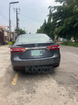 Toyota Avalon XLE Premium 4dr Sedan (3.5L 6cyl 6A) 2014 Gray