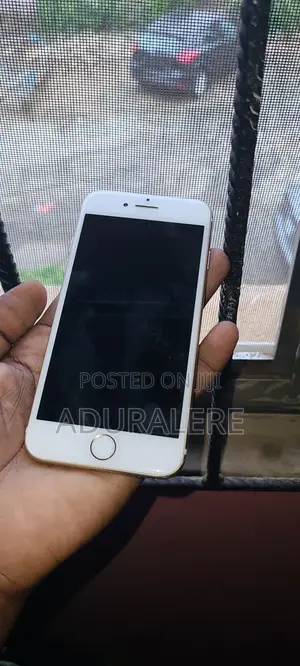 Apple iPhone 7 32 GB Gold