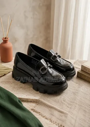 Trendy Black Formal Loafers – Comfortable Chic