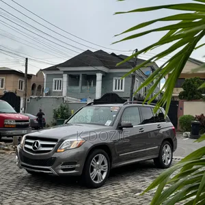 Mercedes-Benz GLK-Class 2014 Brown
