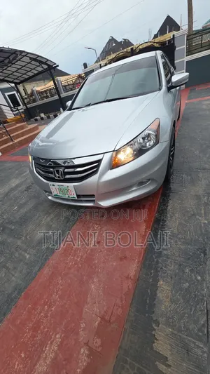 Honda Accord 2010 Silver