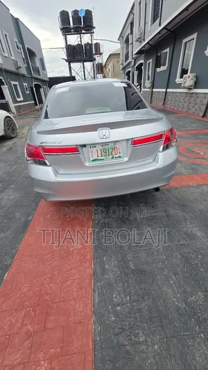 Honda Accord 2010 Silver