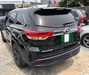 Toyota Highlander 2015 Black