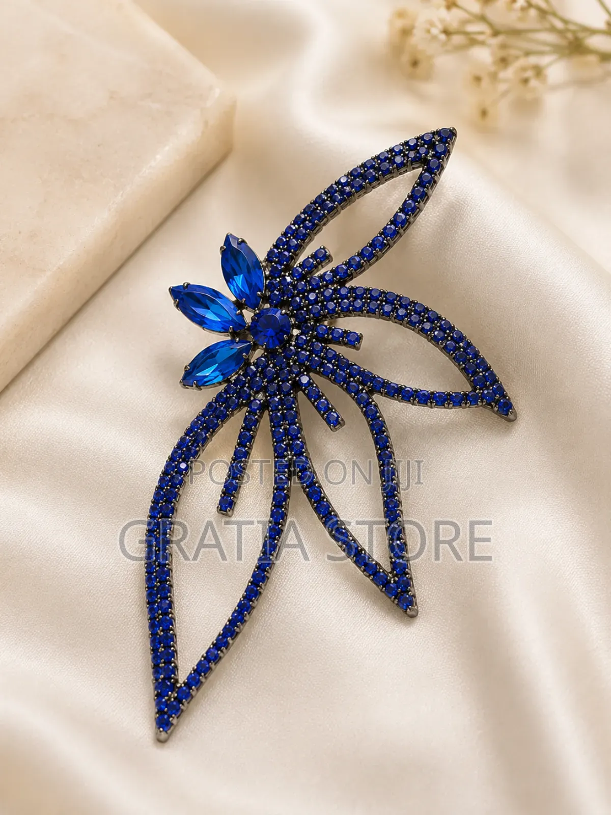 Statement Earring