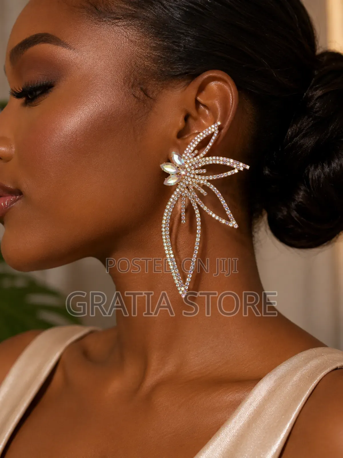 Statement Earring