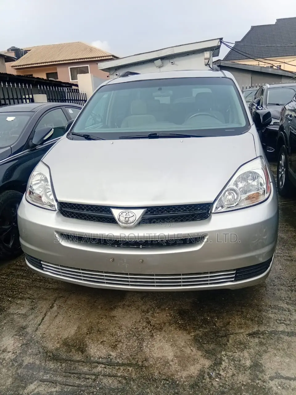 Toyota Sienna 2005 Gold