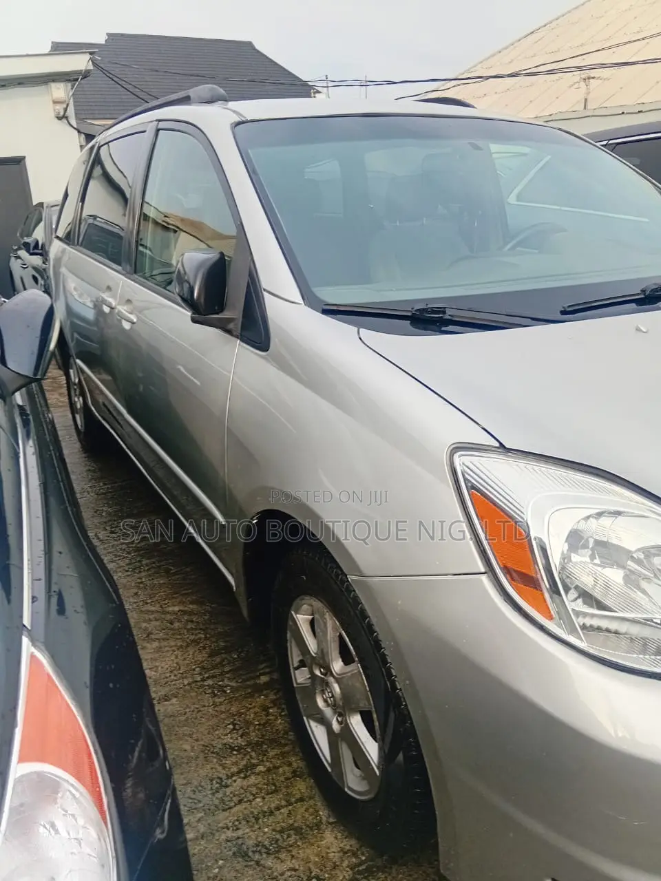 Toyota Sienna 2005 Gold