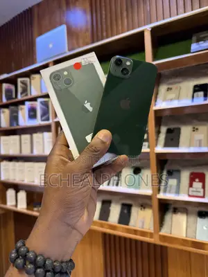 Apple iPhone 13 256 GB Green