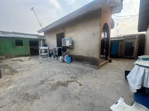 110m Net Non Negotiable a Mixed Used Demolshable Structure