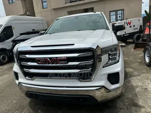 GMC Sierra 2019 White