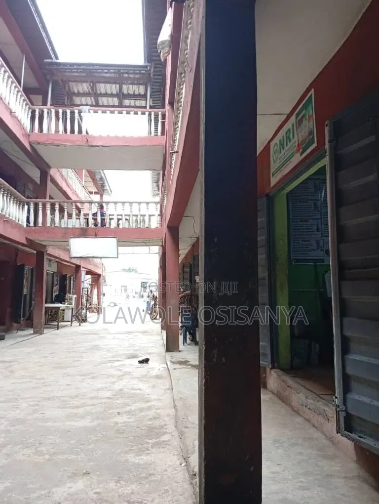 A Shopping Complex on Idimu - Ikotun Road