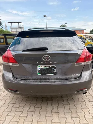 Toyota Venza Limited 4dr Wagon AWD (3.5L 6cyl 6A) 2015 Gray