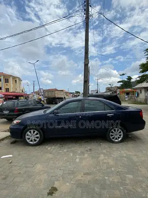 Toyota Camry 2004 Blue