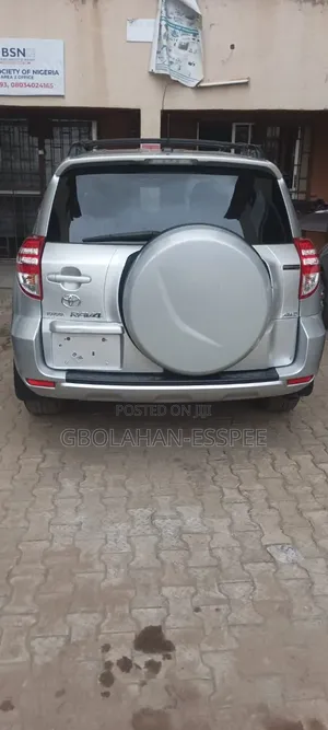 Toyota RAV4 3.5 Sport 4x4 2010 Silver