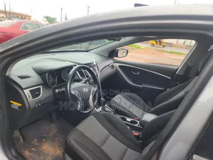 Hyundai Elantra 2015 Beige