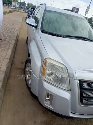 GMC Envoy 2005 Silver