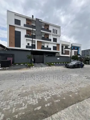 2bdrm Apartment in Lekki Phase 1 Proper for sale