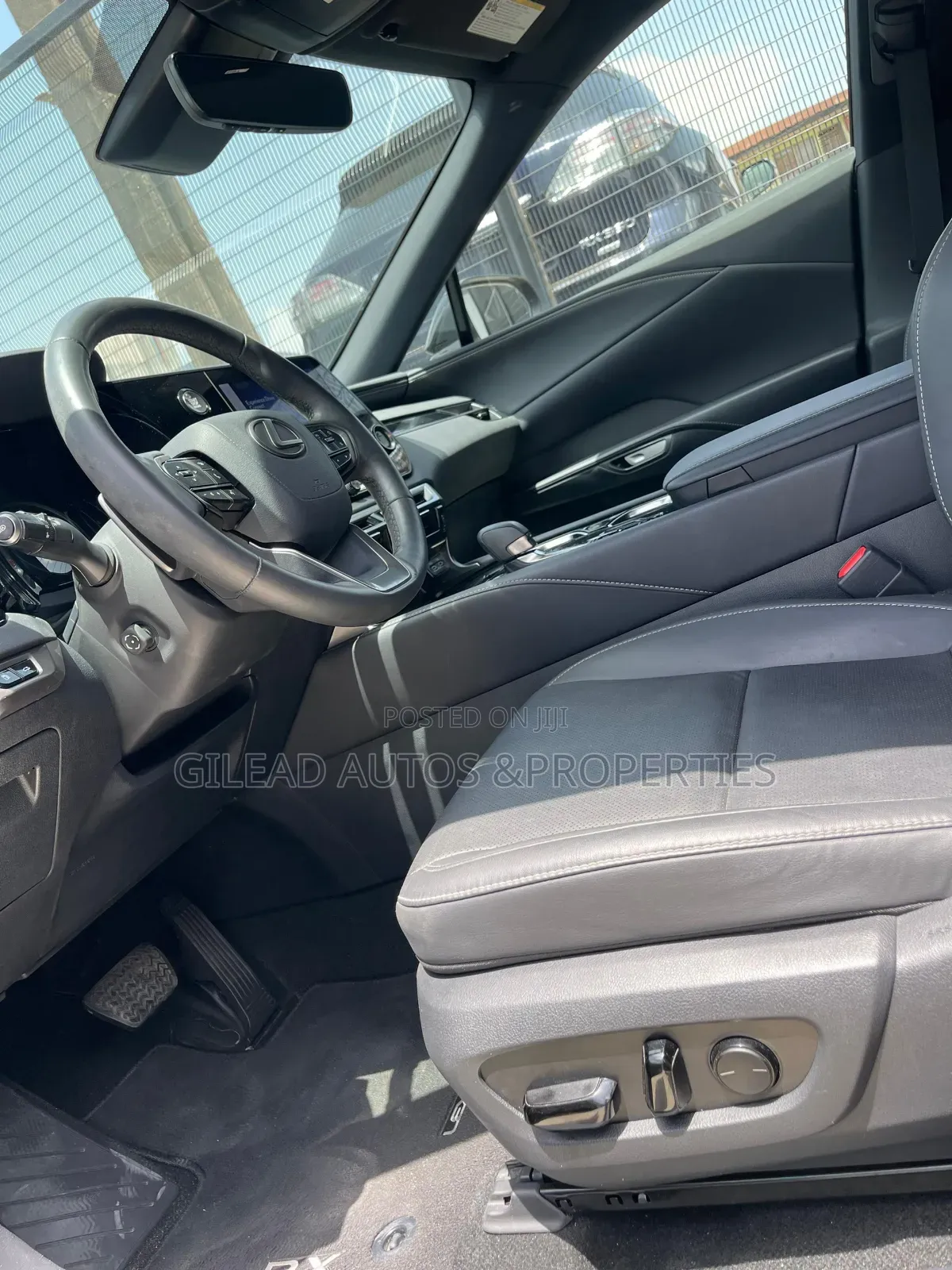 Lexus RX 2025