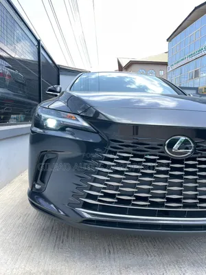 Lexus RX 2025