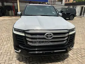 New Toyota Land Cruiser 2026 Black