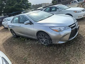 Toyota Camry 2015 Silver