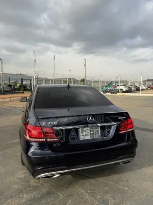 Mercedes-Benz E350 2014 Blue
