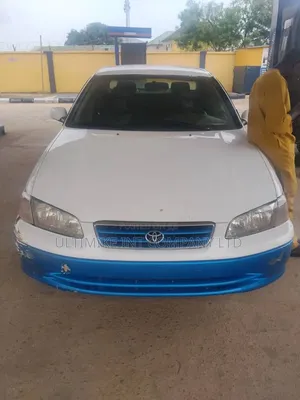 Toyota Camry 2001 White