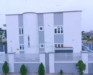 Furnished 12bdrm Duplex in Old Bodija Estate for sale