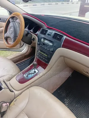 Lexus ES 300 2002 White