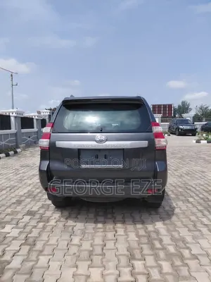 Toyota Land Cruiser Prado 2014 Gray