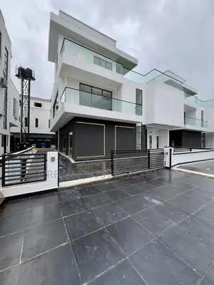 5bdrm Duplex in Lekki for sale