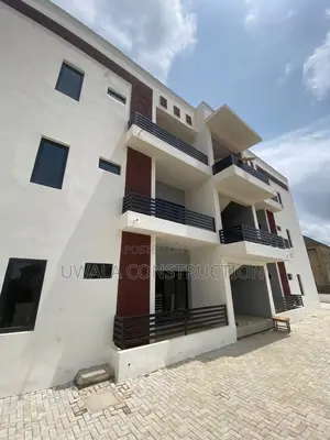 3bdrm Apartment in Gaduwa for sale