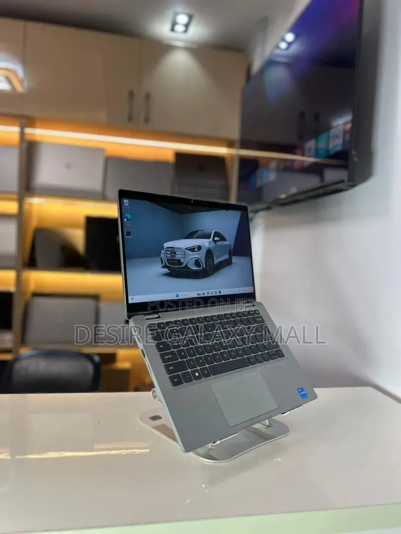 New Laptop Dell Latitude 5330 8GB Intel Core i5 SSD 256GB