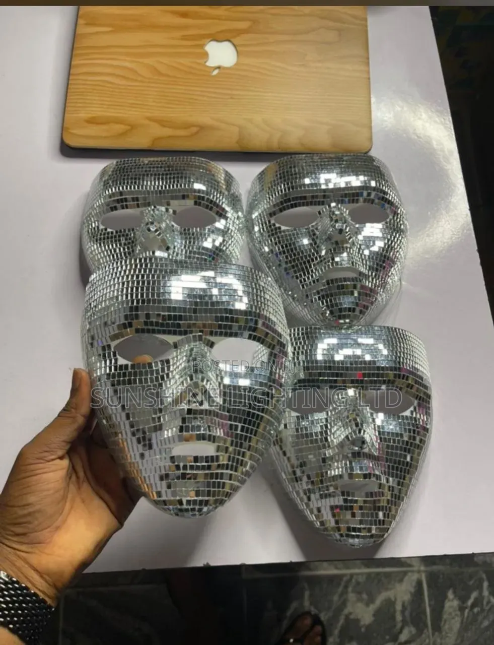 Face Mask With Sliver Color