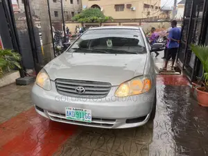 Toyota Corolla LE 2004 Silver