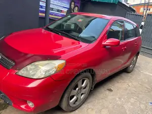 Toyota Matrix XR Hatchback AWD (1.8L 4cyl 4A) 2005 Red