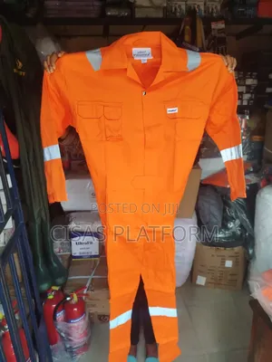High-visibility Reflective Safety Coverall