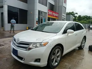 Toyota Venza 2011 White