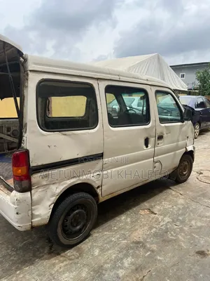 Suzuki Every 2010 White