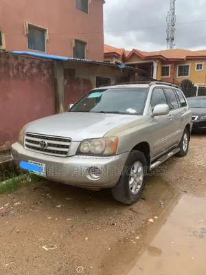 Toyota Highlander 2004 Silver