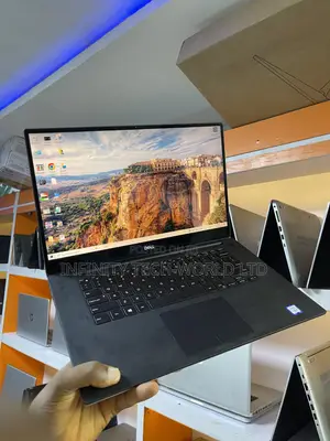 Laptop Dell XPS 15-9570 16GB Intel Core i7 SSD 500GB