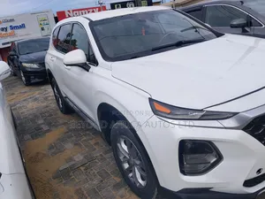 Hyundai Santa Fe 2019 White