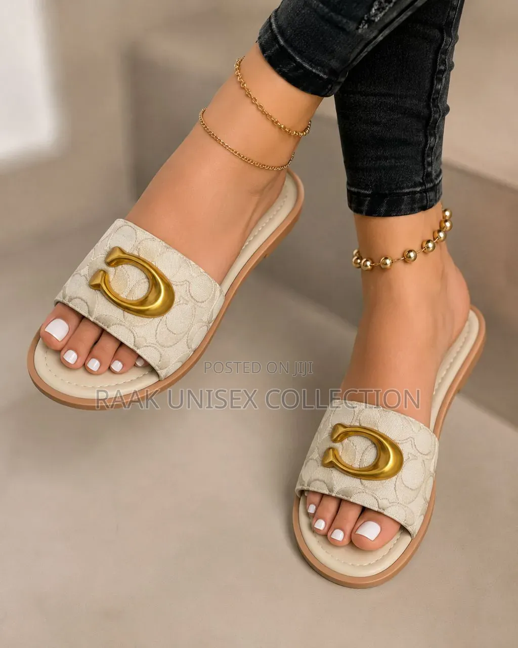 Beautiful Luxury Coach Slippers