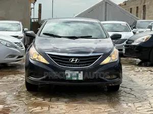 Hyundai Sonata 2011 Black
